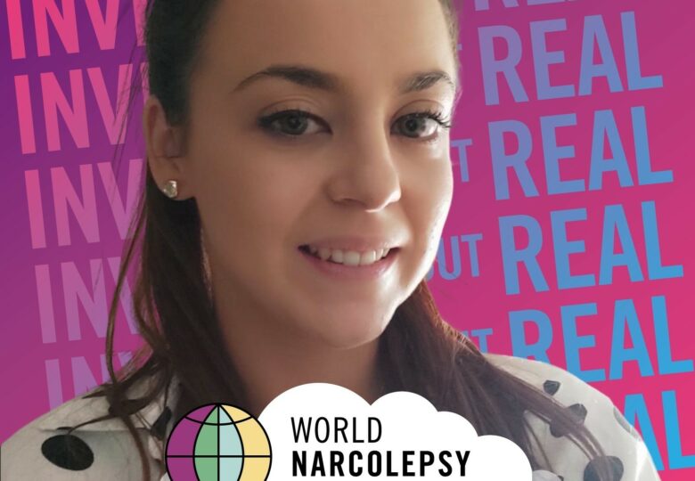 Foto de Simi, mujer con narcolepsia, enfermedad invisible.